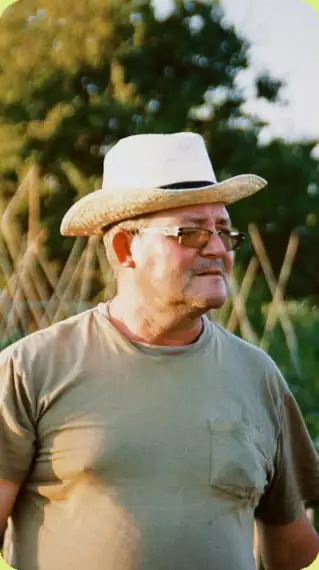 Una foto de uno de nuestros granjeros